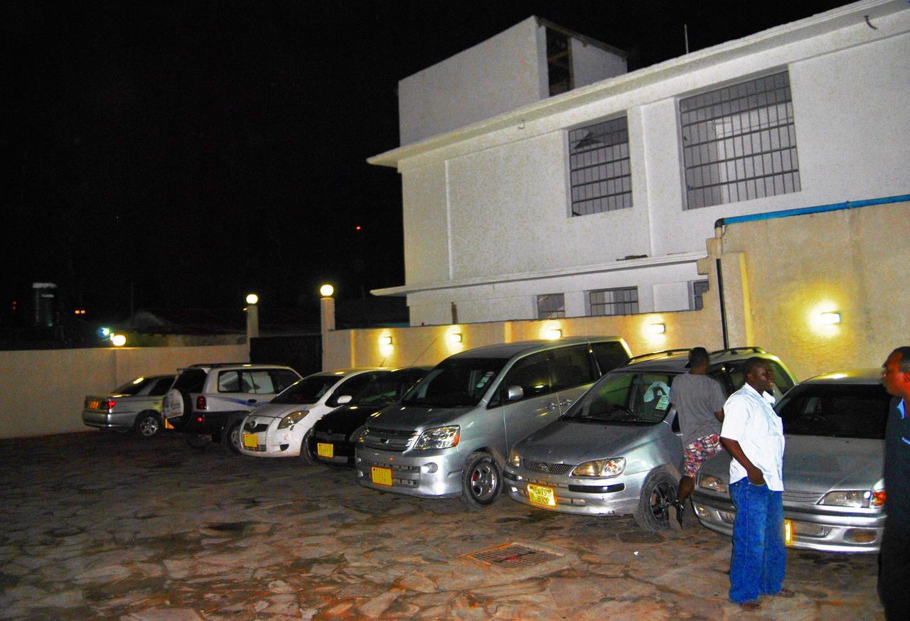 Best Point Hotel Dar es Salaam Exterior foto